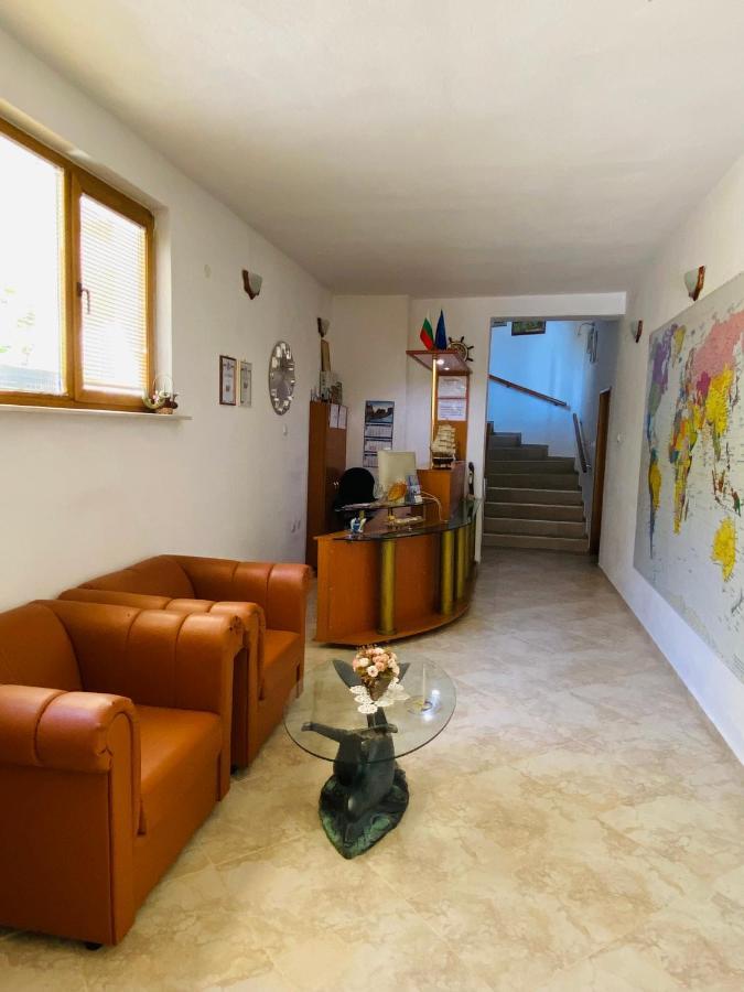 Family Hotel The Golden Fish Sozopol Ngoại thất bức ảnh