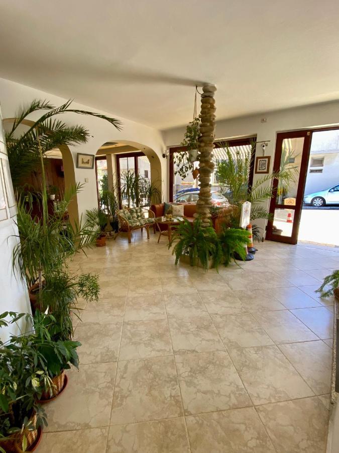 Family Hotel The Golden Fish Sozopol Ngoại thất bức ảnh