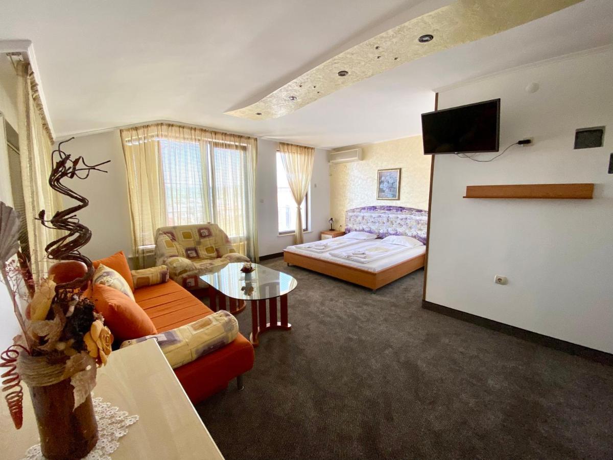 Family Hotel The Golden Fish Sozopol Ngoại thất bức ảnh