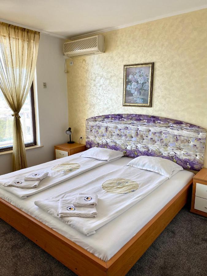 Family Hotel The Golden Fish Sozopol Ngoại thất bức ảnh