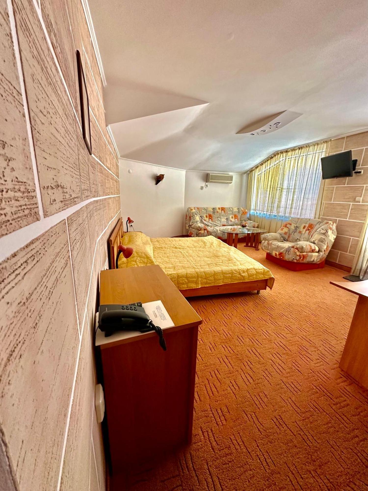 Family Hotel The Golden Fish Sozopol Ngoại thất bức ảnh
